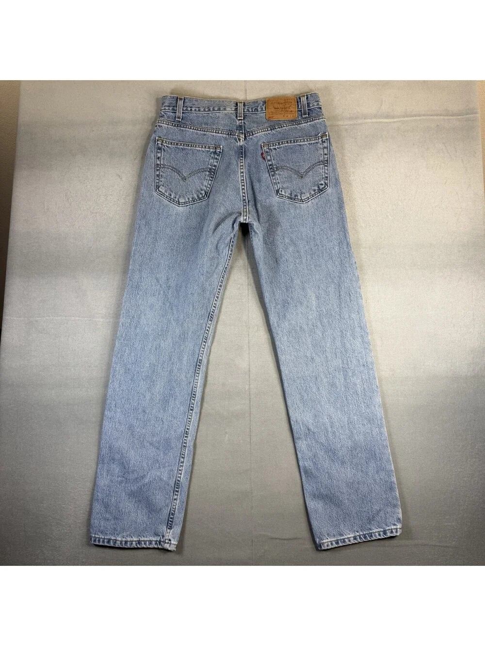 Vintage 90s Levi's 505 Jeans Mens 34x32 Blue Light Wash Regular Fit Straight USA